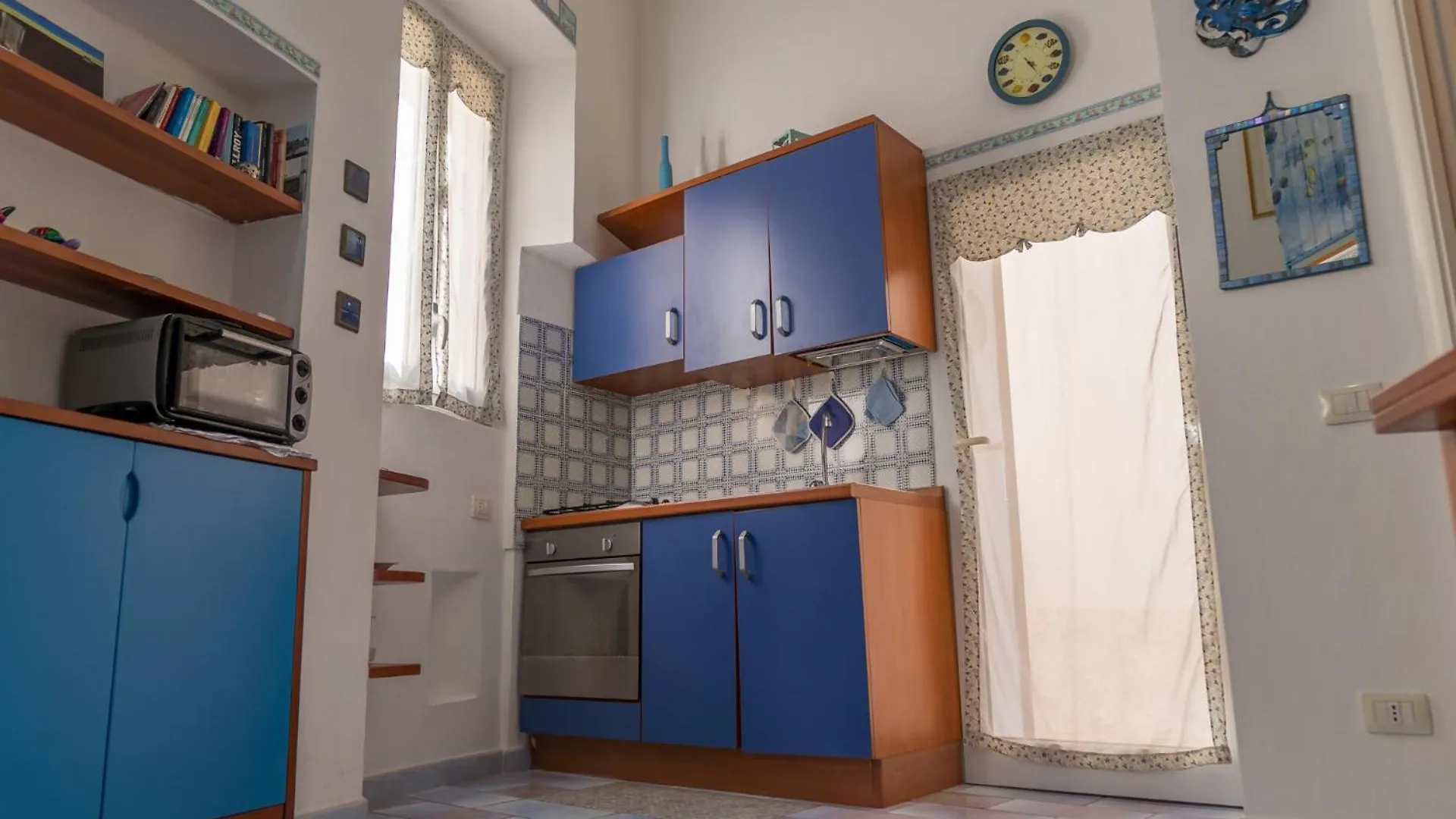 Appartamento Celeste Nel Cuore Del Centro Storico Alghero Italy